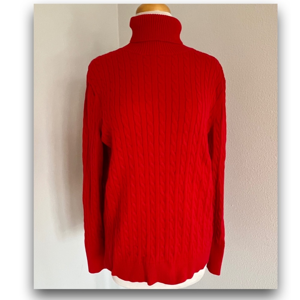 Lands' End Cable Knit Turtleneck • L